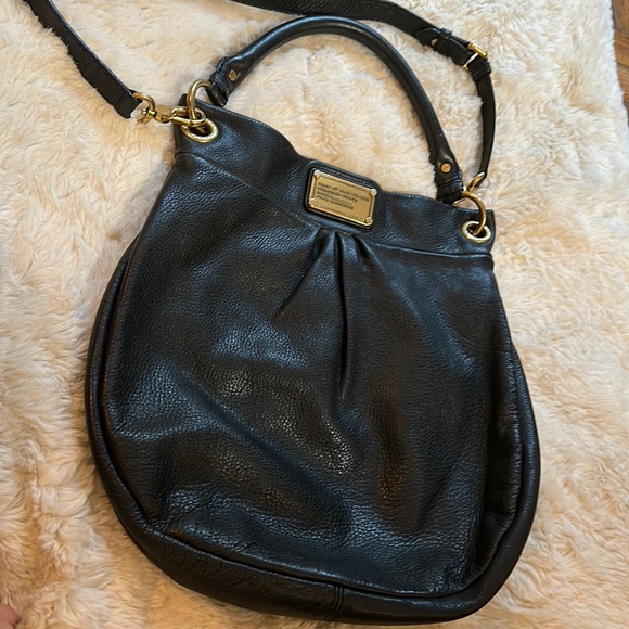 Marc Jacob Leather Satchel black handle or cross body. Gold accent - Picture 11 of 16